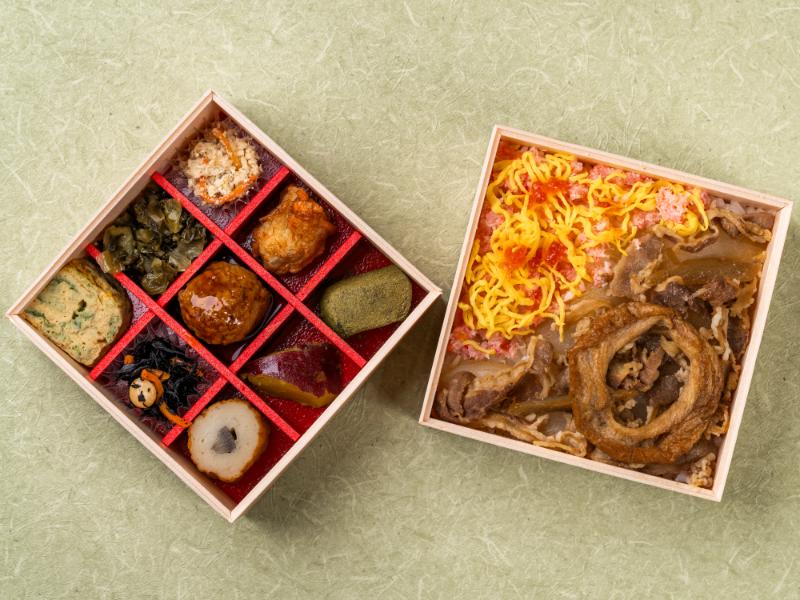 蟹ちらし・あふそや特製牛丼と彩り9升の二段弁当