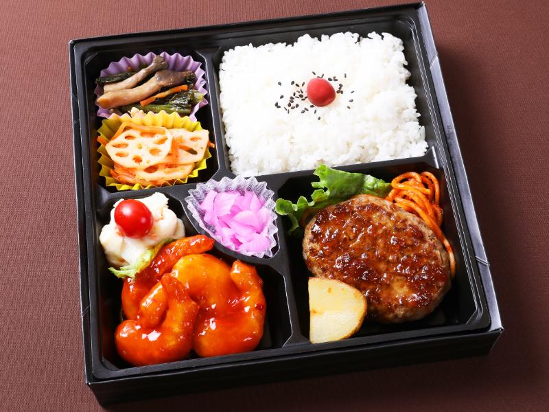 エビチリ×ハンバーグ弁当